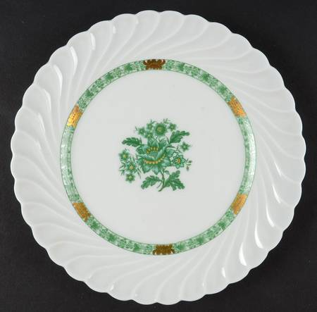 Cashmere Green (Torse Shape) Salad Plate