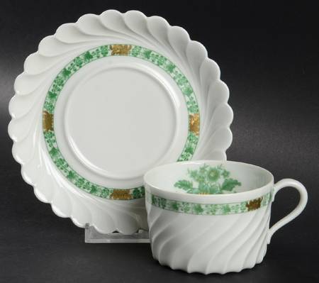 Cashmere Green (Torse Shape) Flat Cup & Saucer Set