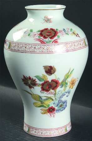 Cathay (Gold Trim) 9" Vase