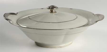 Celadon Platinum Round Covered Vegetable