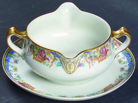 Cerulean Gravy Boat with Attached Underplate
