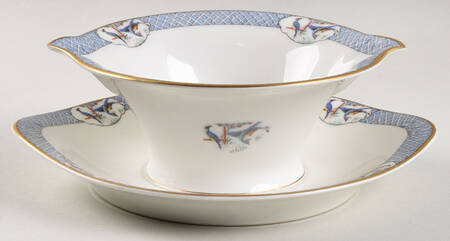 Ceylon Gravy Boat with Attached Underplate