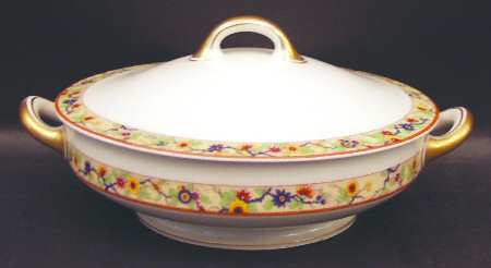 Chantilly Round Covered Vegetable