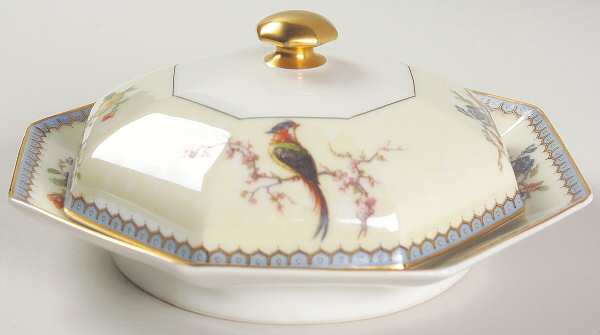 Chambord (Birds, Older Patt) Round Covered Butter