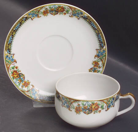 Chanson Flat Cup & Saucer Set