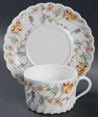 Charleston Flat Cup & Saucer Set
