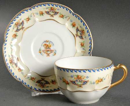 Charm Flat Cup & Saucer Set