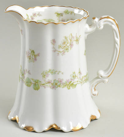 Charonne 38 Oz Pitcher