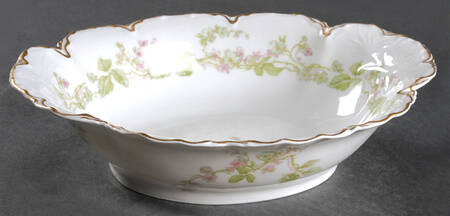 Charonne 10" Oval Vegetable Bowl