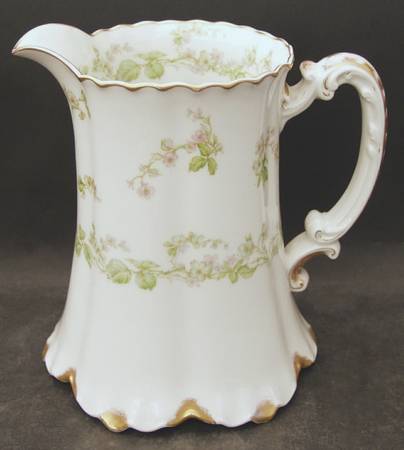 Charonne 64 Oz Pitcher