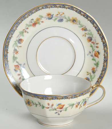 Chateaudun Flat Cup & Saucer Set
