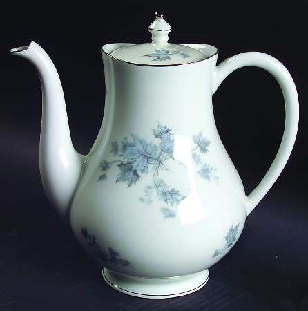 Chateau Coffee Pot & Lid