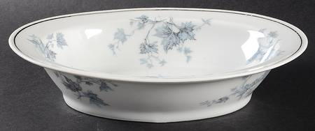 Chateau 9" Oval Vegetable Bowl