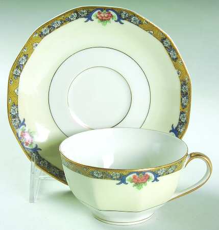Chenonceaux Flat Cup & Saucer Set