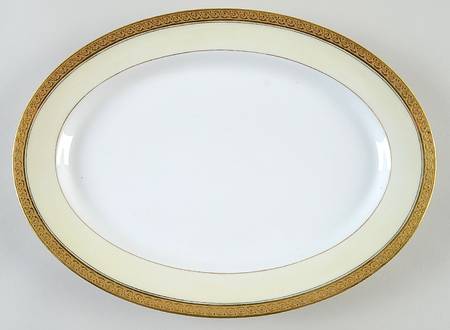 Chevalier (Older, Gold Trim) 13" Oval Serving Platter