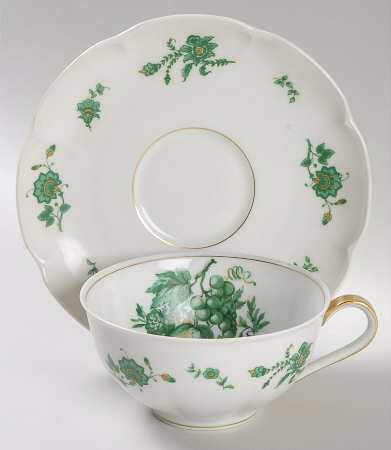 Chevalier (Newer, Inner Gold) Oversized Cup & Saucer Set