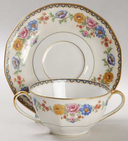 Cheverny Flat Bouillon Cup & Saucer