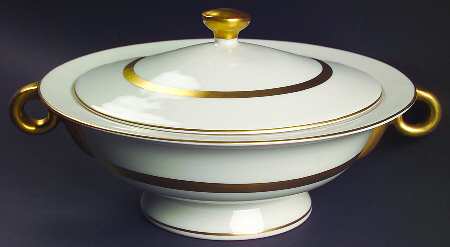 Claridge Round Covered Vegetable