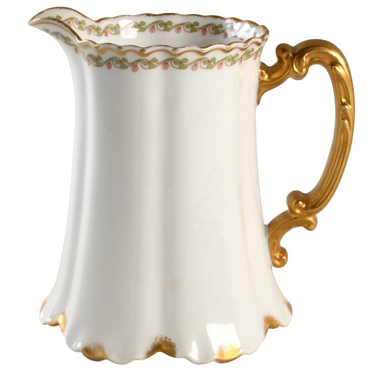 Clover Leaf 38 Oz Pitcher