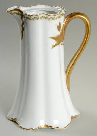 Clover Leaf Chocolate Pot No Lid by Haviland
