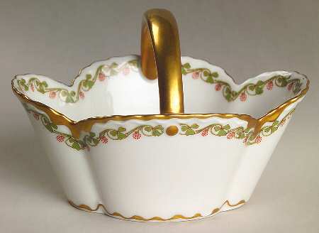 Clover Leaf Small Basket