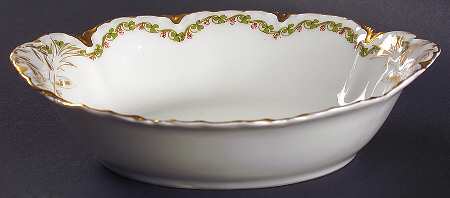 Clover Leaf 9" Oval Vegetable Bowl