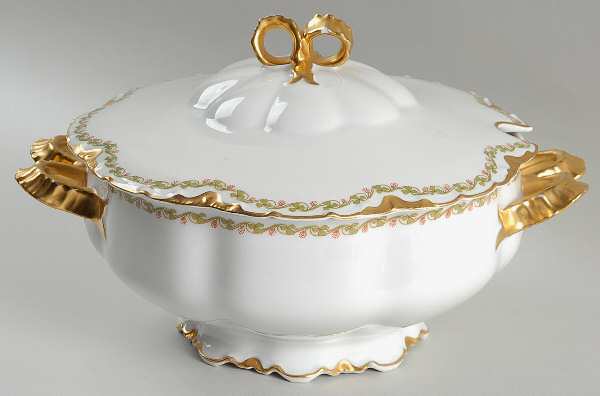 Clover Leaf Tureen & Lid by Haviland
