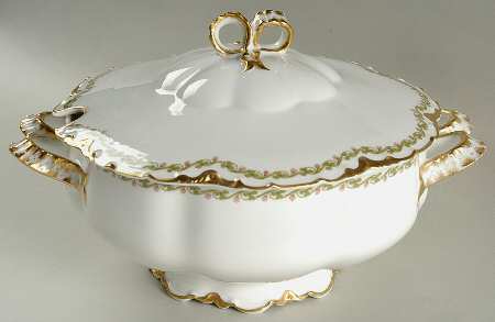 Clover Leaf Tureen & Lid