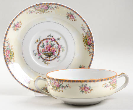 Commodore (No Trim) Flat Cream Soup Bowl & Saucer Set