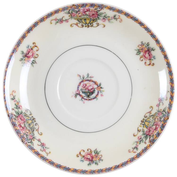 Commodore (No Trim) Saucer