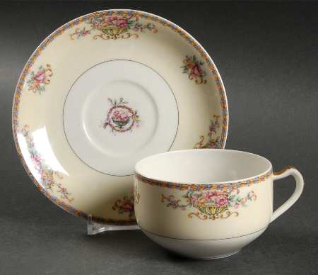 Commodore (No Trim) Flat Cup & Saucer Set