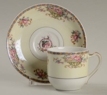 Commodore (No Trim) Flat Demitasse Cup & Saucer Set