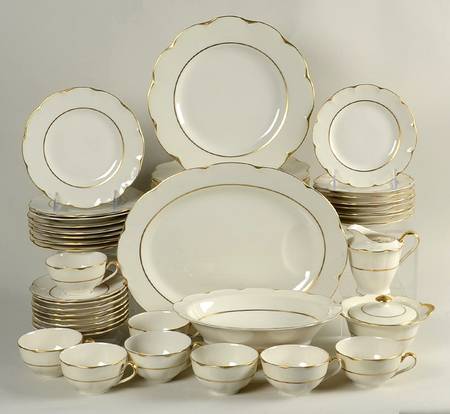 Concorde (New York) 45 Piece Estate Set
