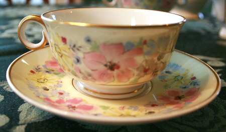 Cornflower Footed Cup & Saucer Set