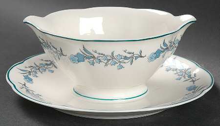 Coronation Round Gravy Boat/Attached Underplate