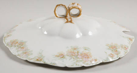 Countess Lid for Tureen