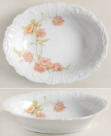 Daphnee 9" Oval Vegetable Bowl