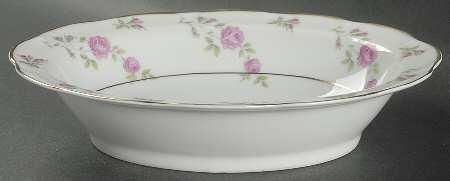Delaware (France) 9" Oval Vegetable Bowl