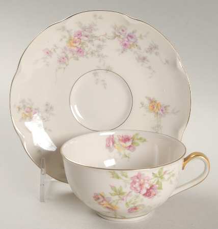 Flat Cup & Saucer Set