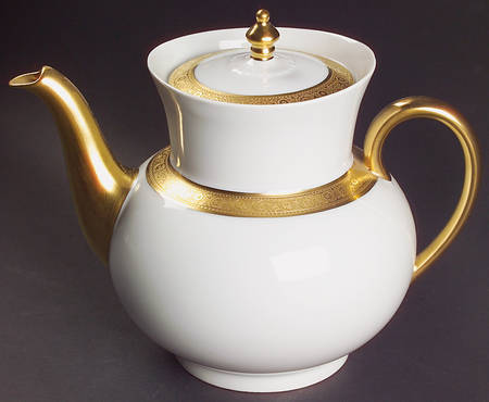 Du Barry Teapot & Lid