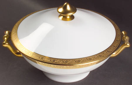 Du Barry Round Covered Vegetable