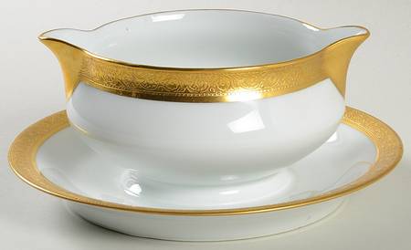 Du Barry Gravy Boat with Attached Underplate