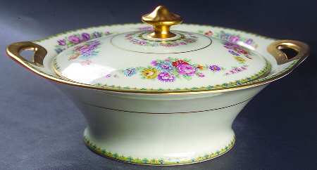 Dubarry Round Covered Vegetable