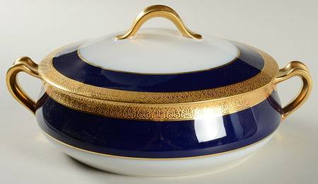 Duchess Round Covered Vegetable