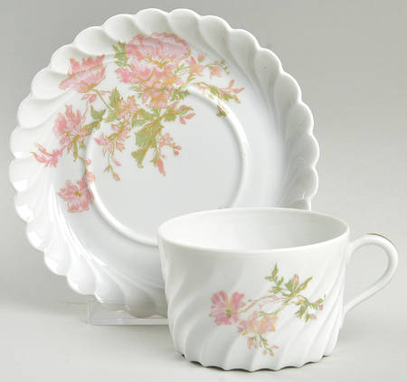 Flat Cup & Saucer Set