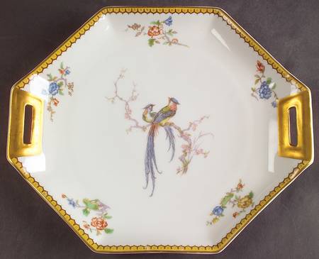 Eden Handled Cake Plate