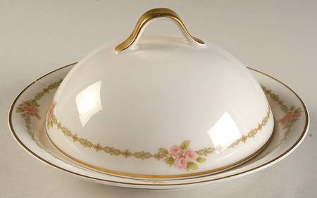 Elizabeth Round Covered Butter