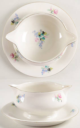 Ellwood Gravy Boat with Attached Underplate