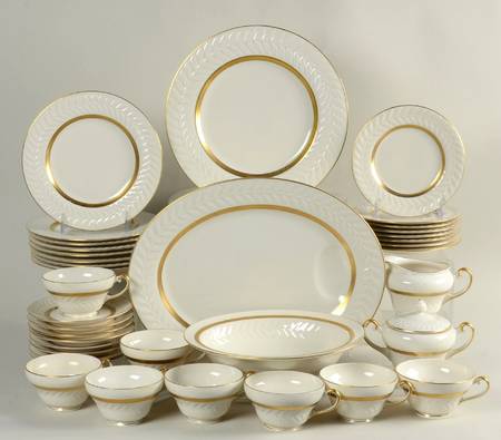 Embassy 45 Piece Estate Set