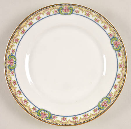 Essex (Gold Trim) Luncheon Plate